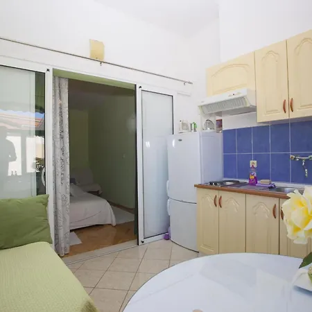 Komfortable Mit Balkon By Interhome * 마카르스카