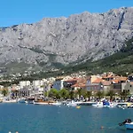 Apartment Komfortable Mit Balkon By Interhome Makarska