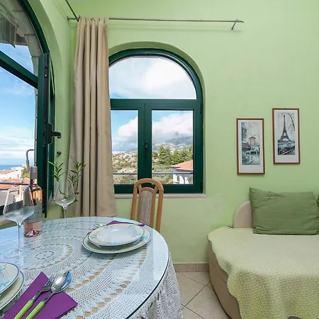 Komfortable Mit Balkon By Interhome *