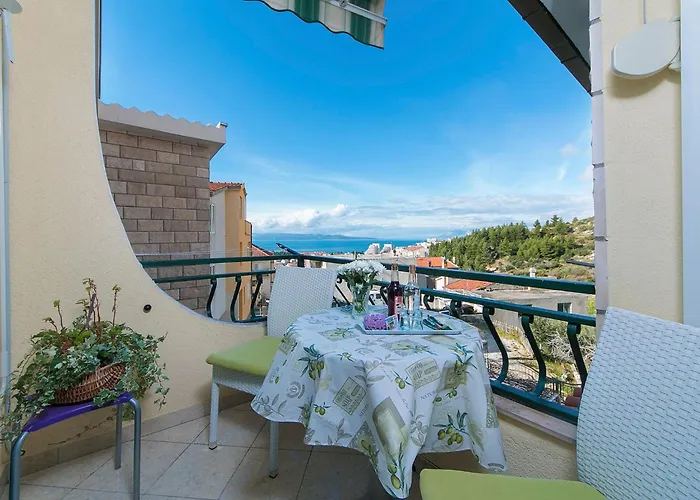 Apartament Komfortable Mit Balkon By Interhome Makarska